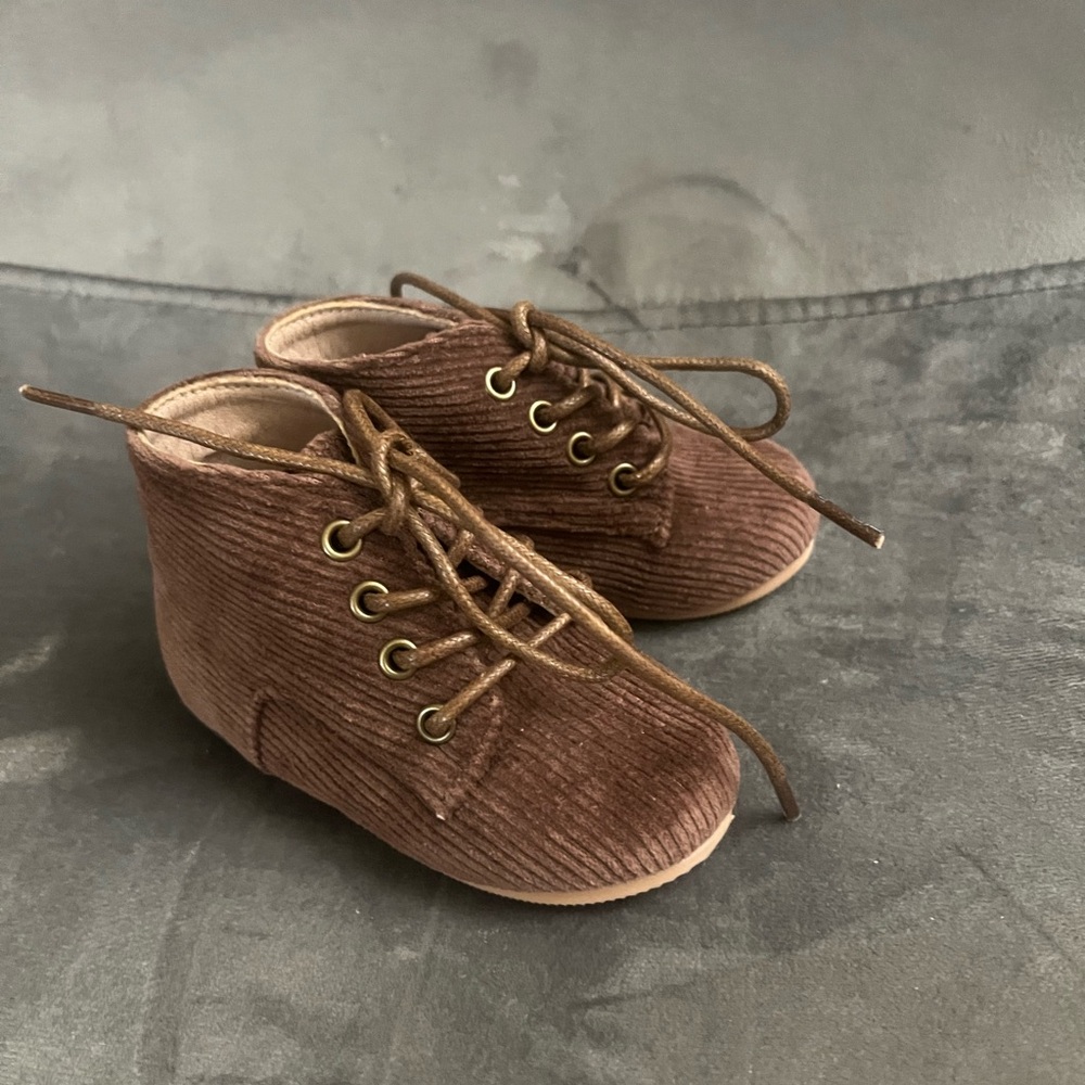 Brown Baby Walker Shoes with Corduroy Texture